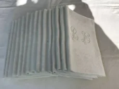 Ensemble de 12 serviettes blanches 19eme marquées « BL »