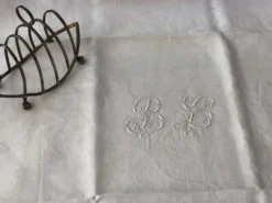 Ensemble de 12 serviettes blanches 19eme marquées « BL »