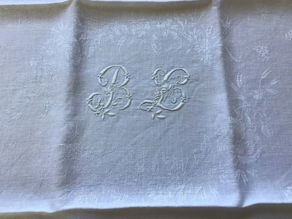 Ensemble de 12 serviettes blanches 19eme marquées « BL »