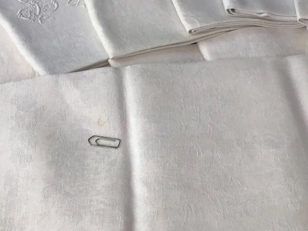 Ensemble de 12 serviettes blanches 19eme marquées « BL »