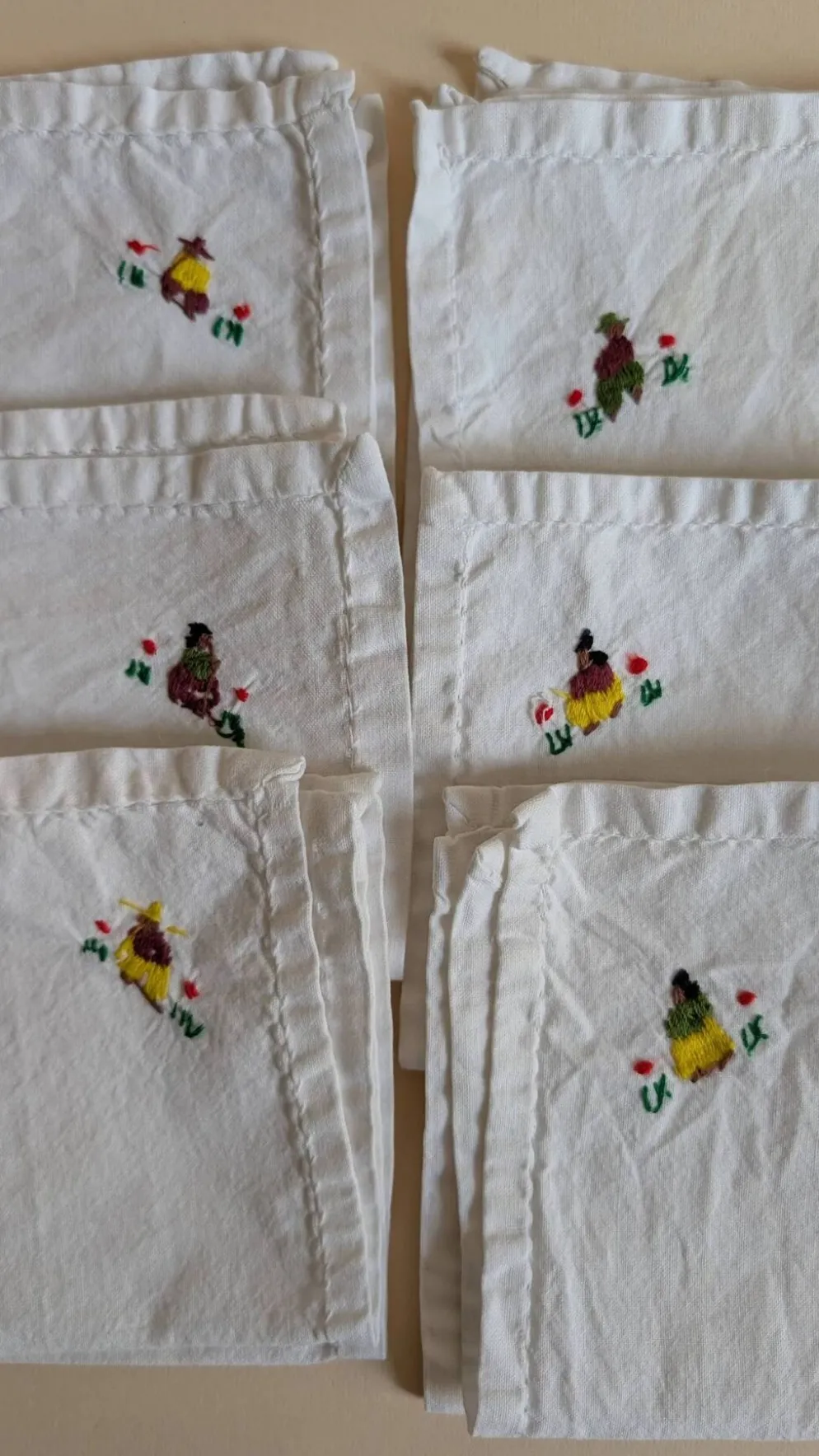 Ensemble de 6 serviettes brodées
