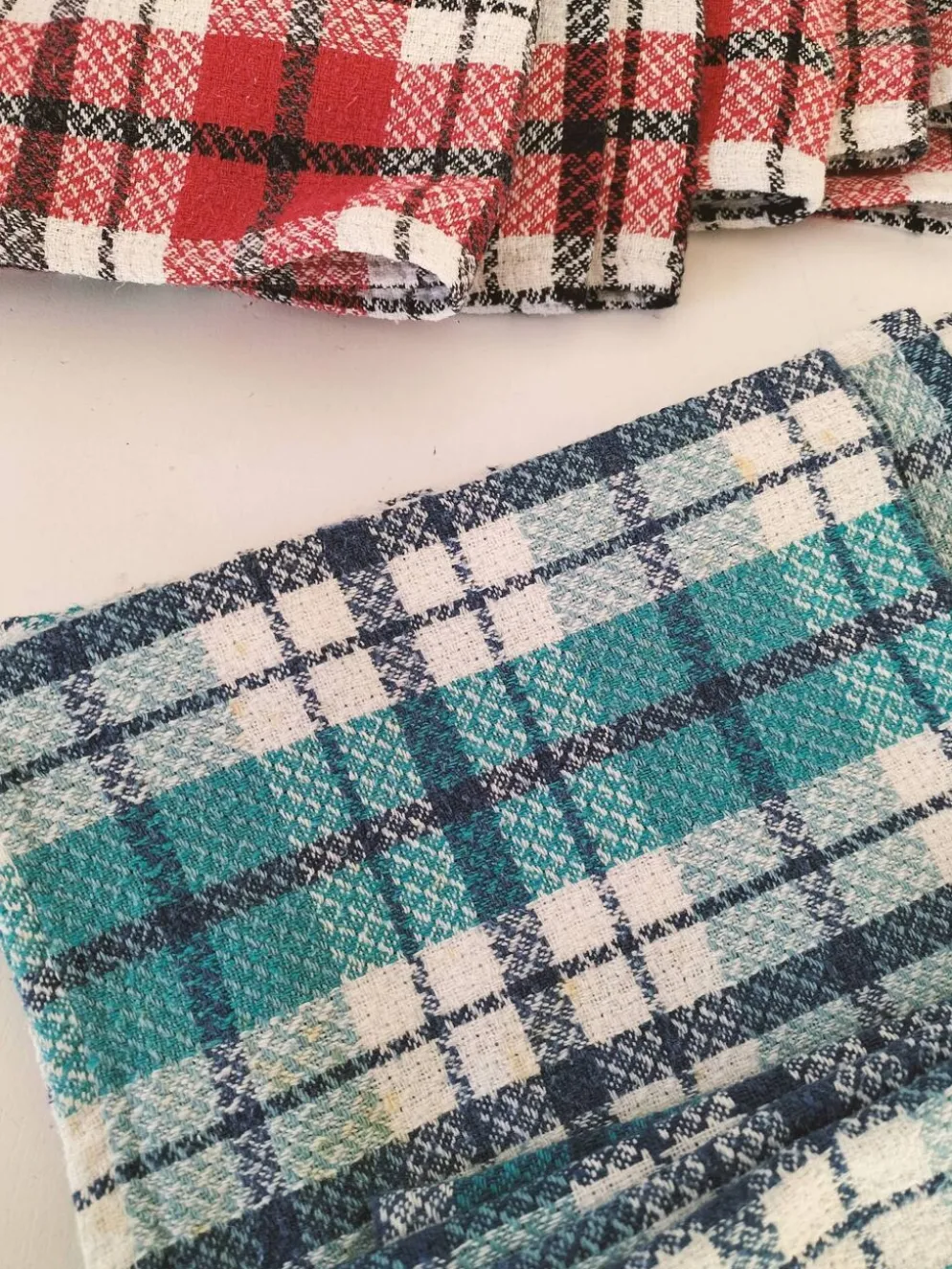 Ensemble de 12 serviettes vintage à carreaux – Rouge et turquoise