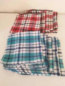 Ensemble de 12 serviettes vintage à carreaux – Rouge et turquoise