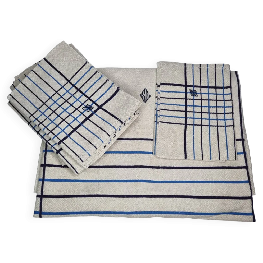 Ensemble de table vintage nappe damassée et 8 serviettes assorties brodées, motifs bleus et blancs