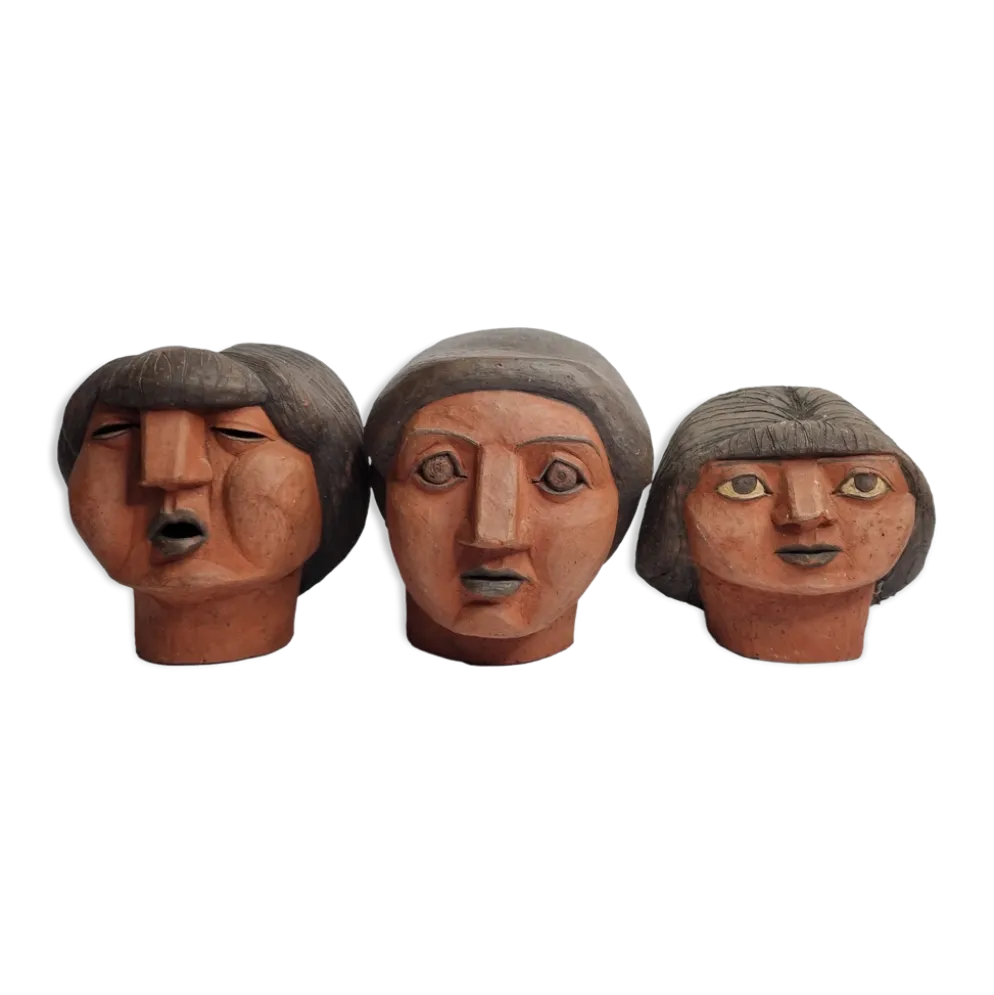 Ensemble de 3 têtes de femme décoratives en terre cuite rouge