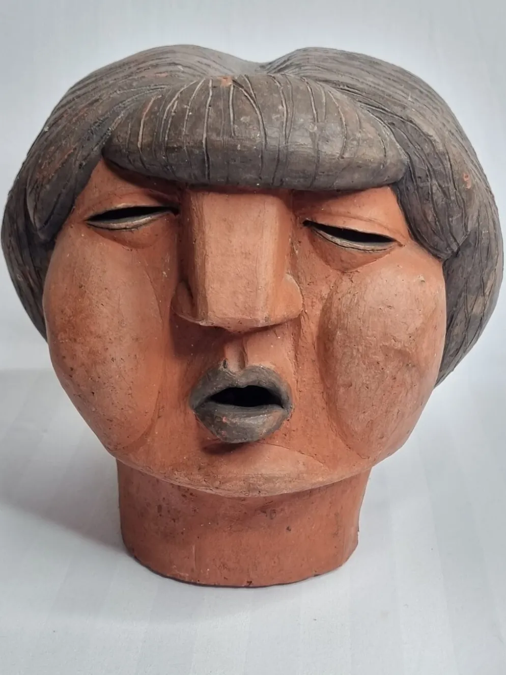 Ensemble de 3 têtes de femme décoratives en terre cuite rouge