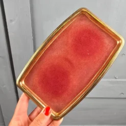 Ensemble fumeur vintage feutrine rouge & métal doré – Plateau, cendrier et pot
