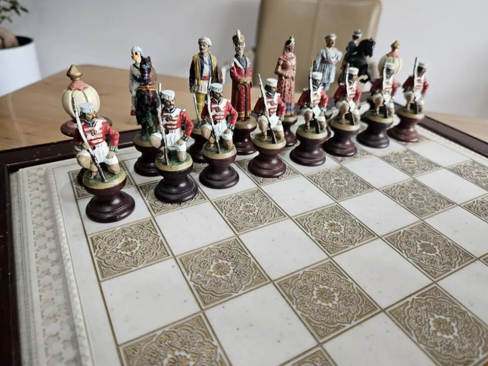 Ensembles d'échecs de collection Raj de Franklin Mint, années 1970.
