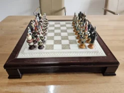 Ensembles d'échecs de collection Raj de Franklin Mint, années 1970.