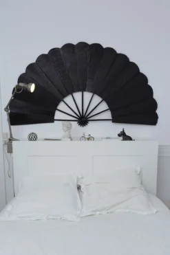 Eventail sombre tramé - 168 cm