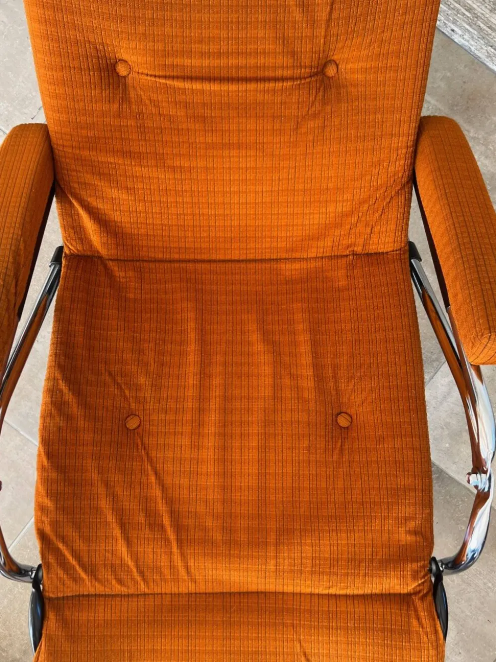 Fauteil relax Lama 1970 chaise longue velour orange