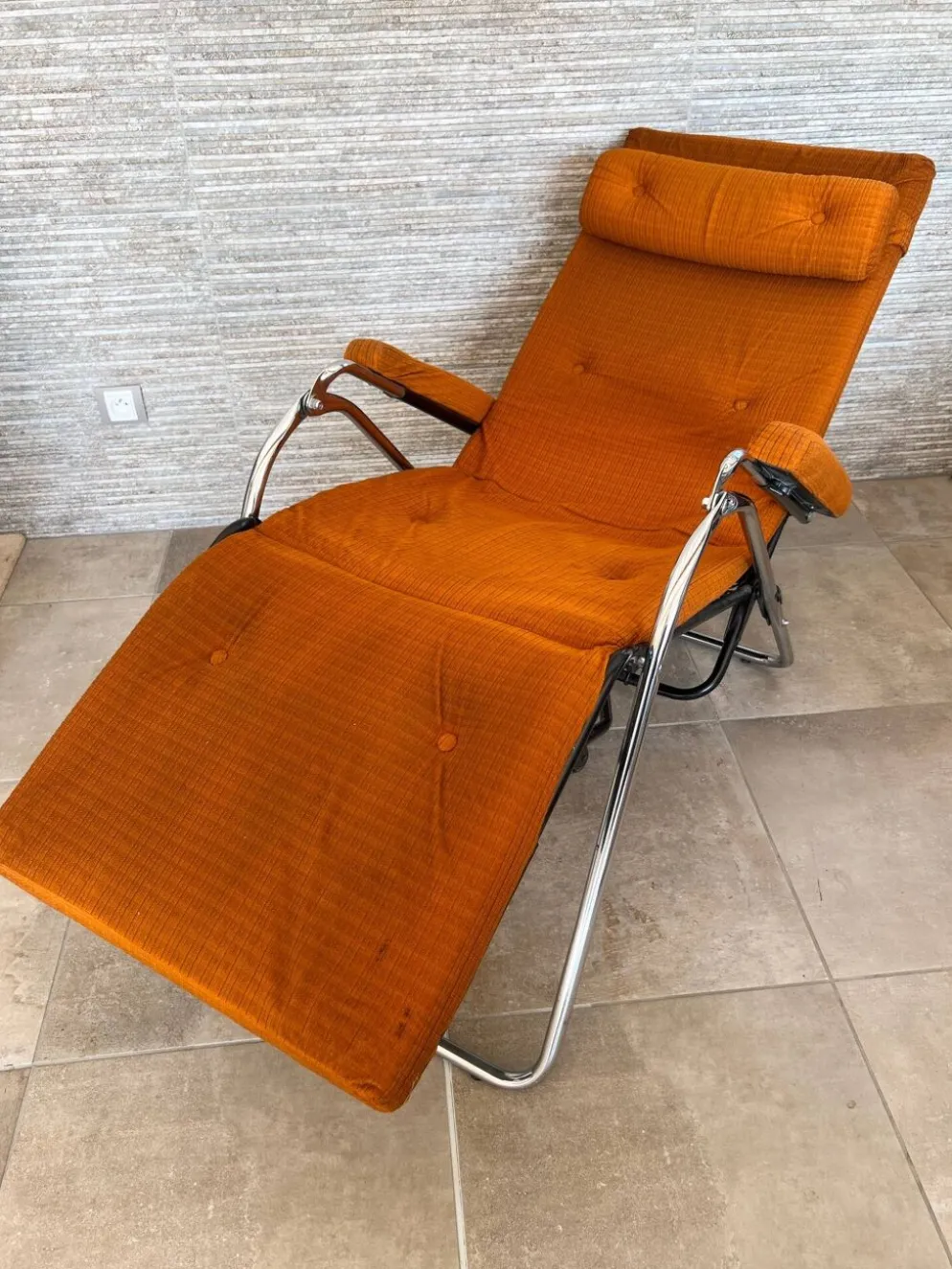 Fauteil relax Lama 1970 chaise longue velour orange