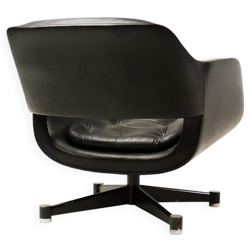 Fauteuil en cuir noir par Olli Mannermaa pour Finnart Ab, Finlande, 1970