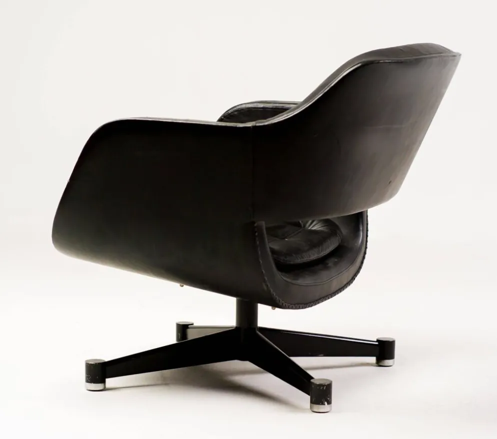 Fauteuil en cuir noir par Olli Mannermaa pour Finnart Ab, Finlande, 1970