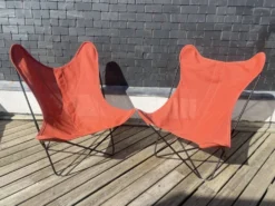 2 fauteuils véritables AA