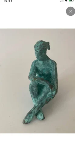 Femme assise - bronze original d’art