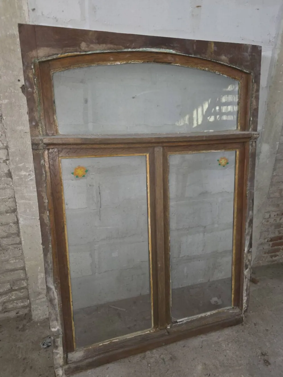 Fenêtre ancienne en chêne début XXe siècle