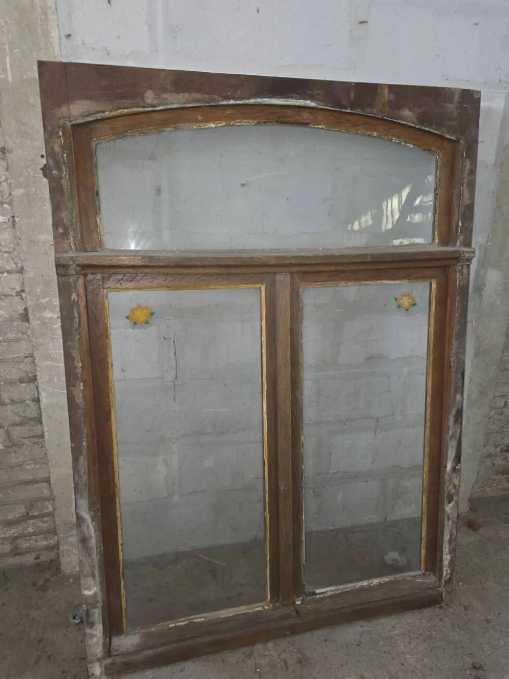 Fenêtre ancienne en chêne début XXe siècle