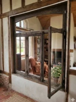 Fenêtre ancienne en chêne massif début XXe