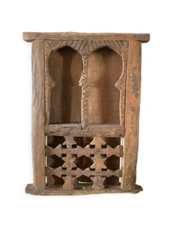 Fenêtre de Kasbah ancienne en bois massif sculpté – Artisanat Berbère