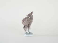 Figurine de cerf en porcelaine, design danois, années 1970, fabricant : Bing & Grøndah