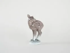 Figurine de cerf en porcelaine, design danois, années 1970, fabricant : Bing & Grøndah