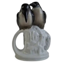 Figurine de pingouin en porcelaine tchèque Art Déco par Pfeiffer & Löwenstein, 1930