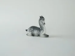 Figurine en céramique de cerf, design danois, années 1970, production : Danemark