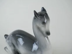 Figurine en céramique de cerf, design danois, années 1970, production : Danemark