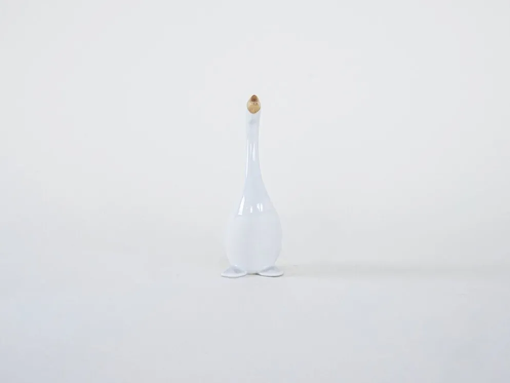 Figurine en porcelaine de oie, design hongrois, années 1960, fabriquée par Holloháza.