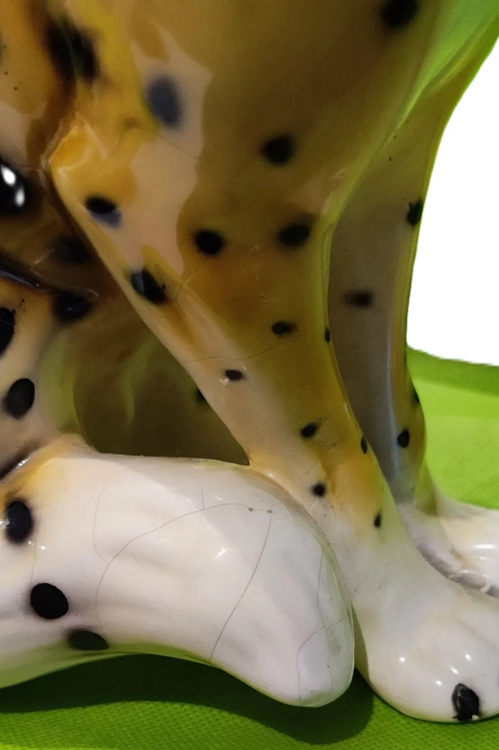 Figurine Guépard Mid-Century en céramique émaillée - 25 cm