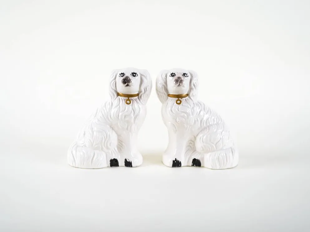 Figurines de chien en céramique, style anglais, années 1970, fabriquées en Angleterre.