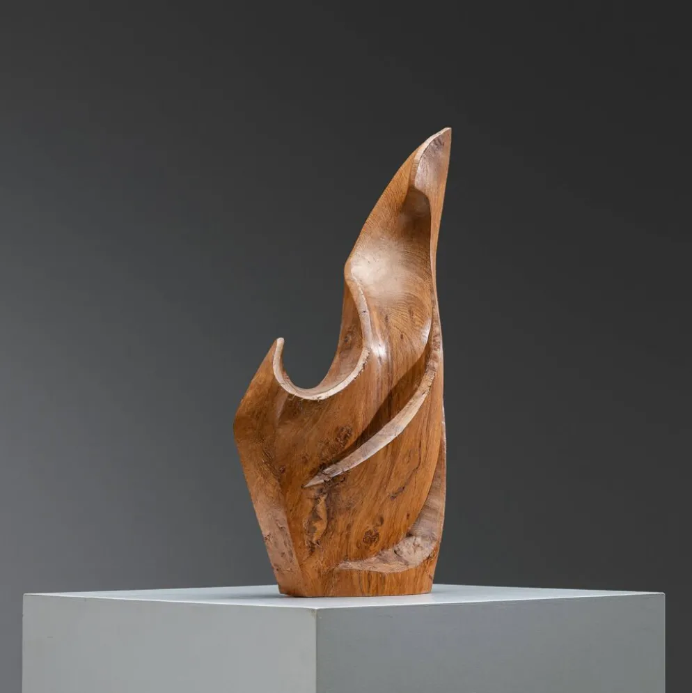 Forme sculpturale en chêne solide