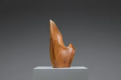 Forme sculpturale en chêne solide