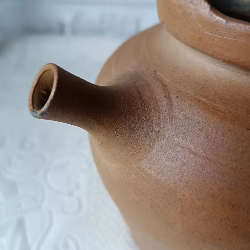 Gargoulette vintage fait main en grès marron vernissé