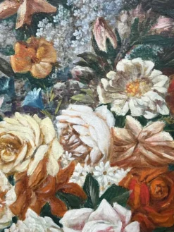 G. Carlier. Nature morte signée avec des fleurs dans un beau cadre.