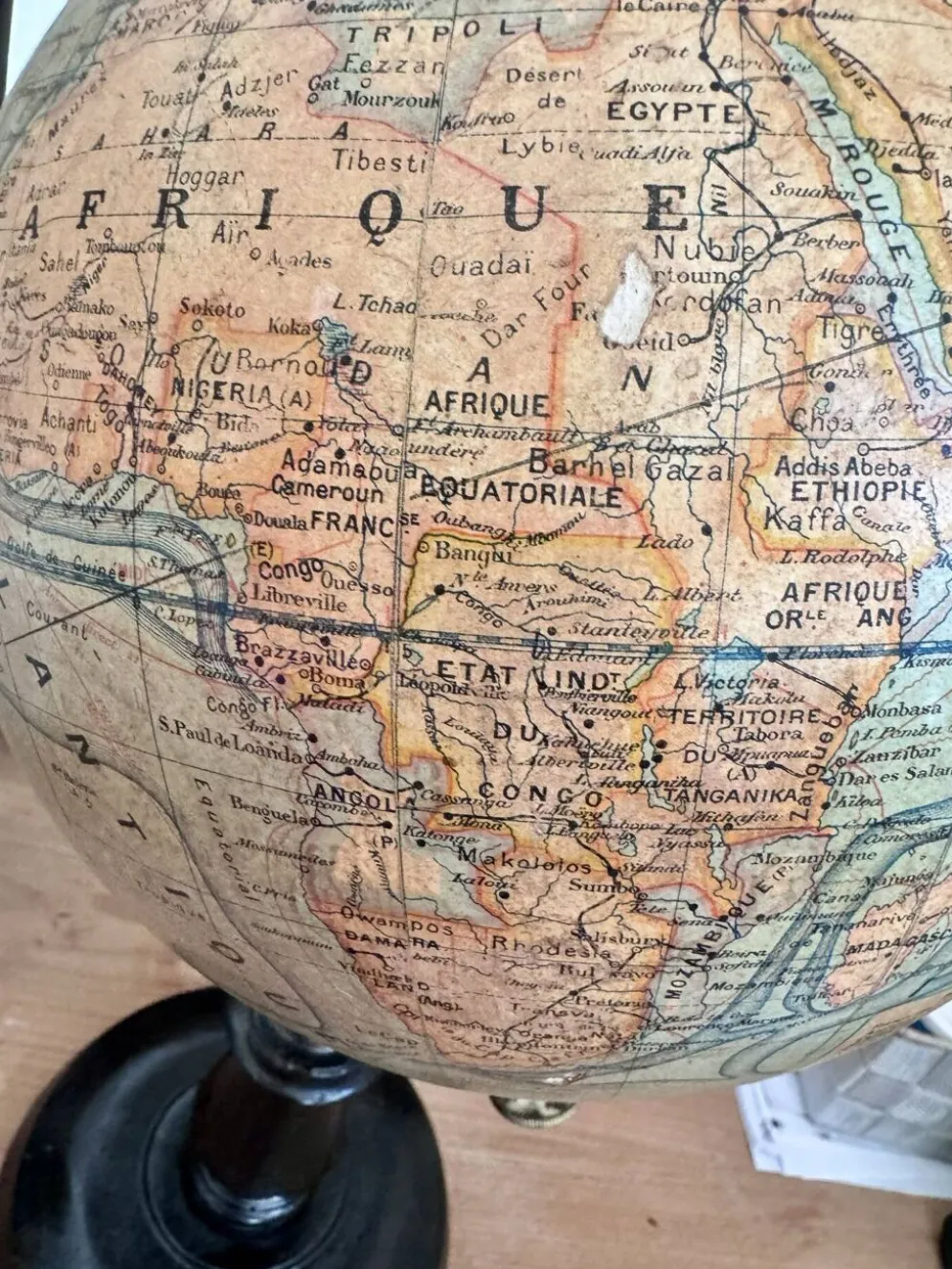 Globe antique Forest 1920