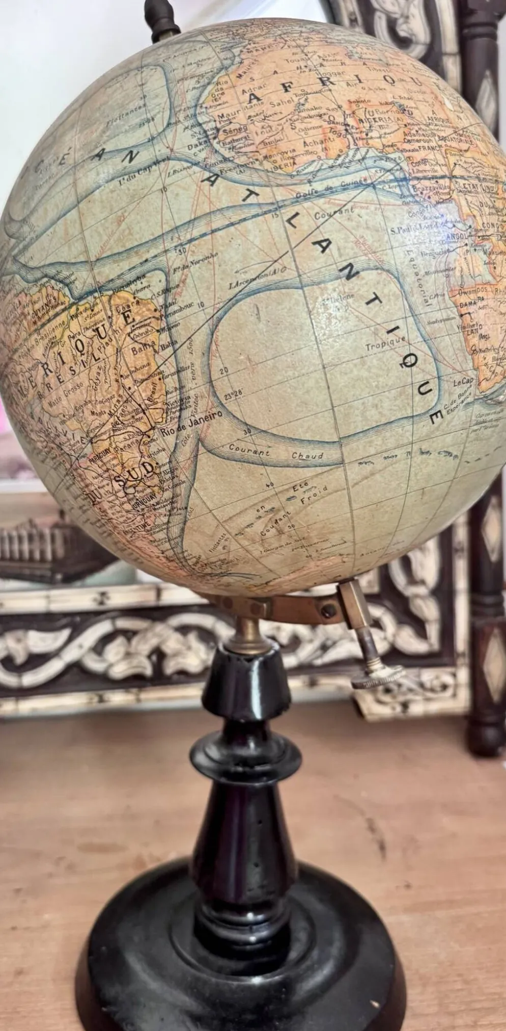 Globe antique Forest 1920