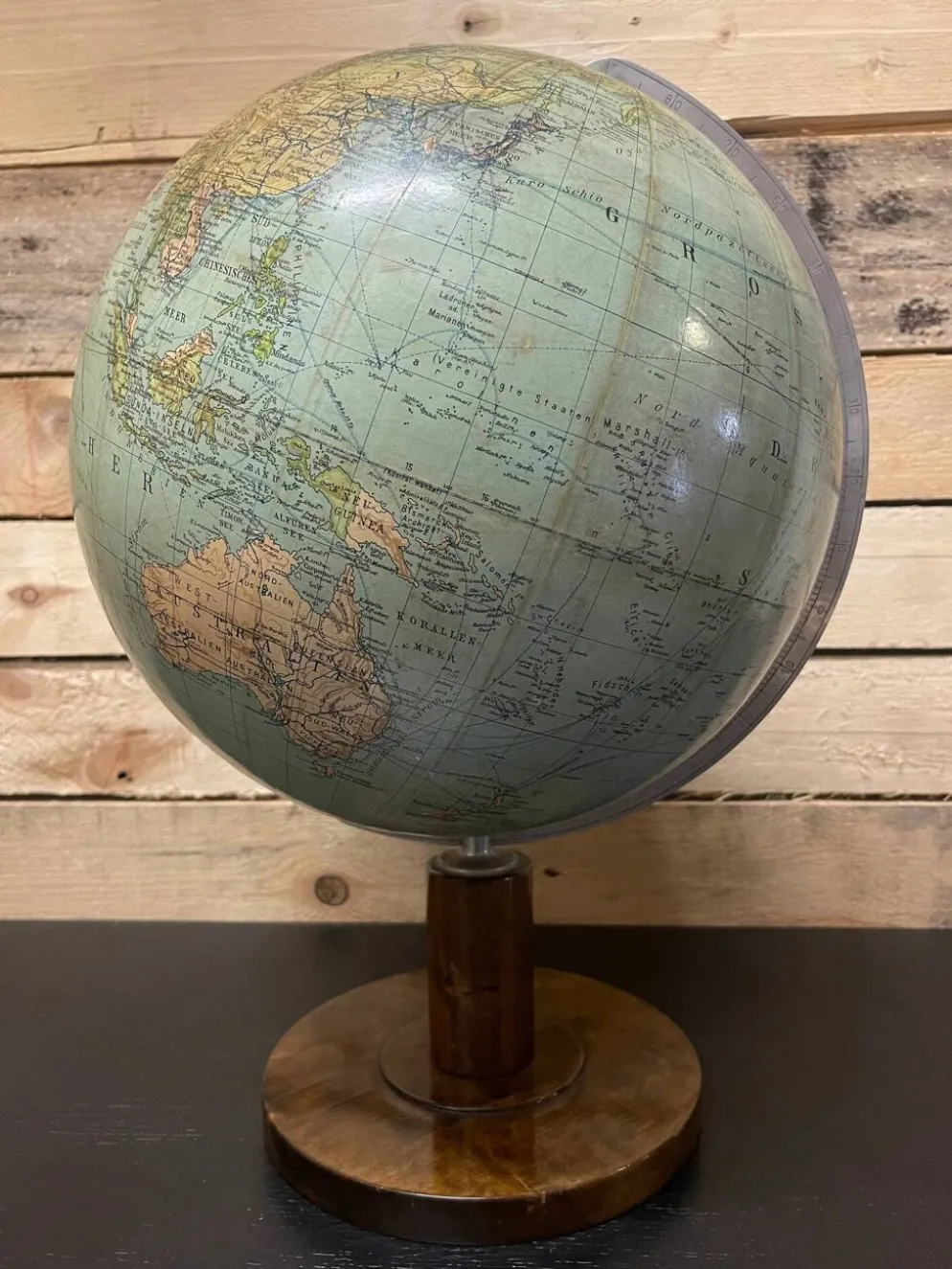 Globe de table allemand vintage des années 1950 par les célèbres fabricants Columbus.
