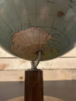 Globe de table allemand vintage des années 1950 par les célèbres fabricants Columbus.