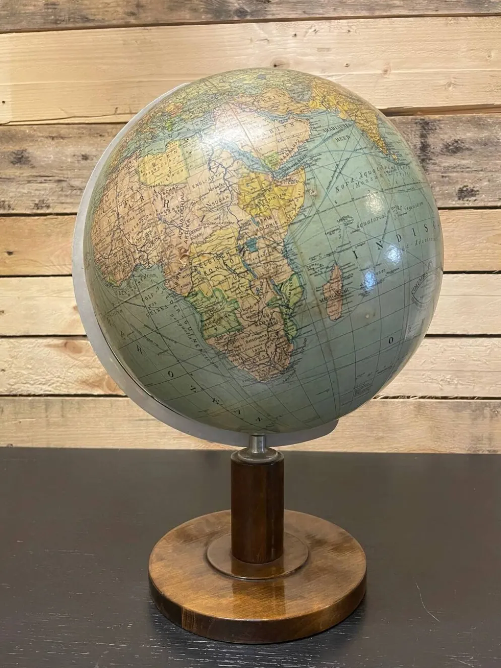 Globe de table allemand vintage des années 1950 par les célèbres fabricants Columbus.
