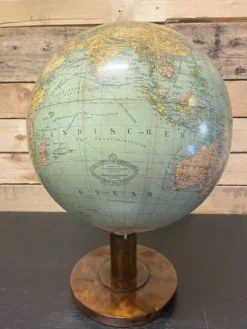 Globe de table allemand vintage des années 1950 par les célèbres fabricants Columbus.