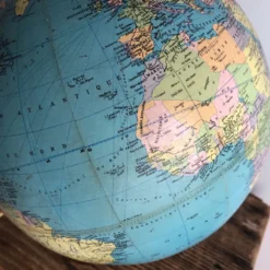 Globe Taride 1967