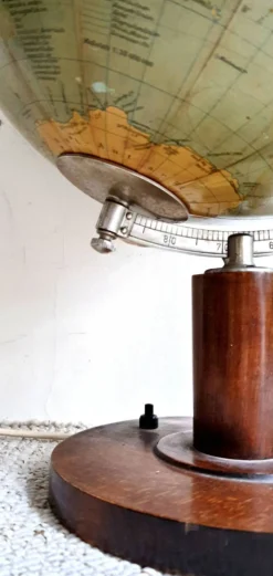 Globe terrestre Art Déco Verre éclairant par Columbus Verlag, Allemagne Vintage des années 30