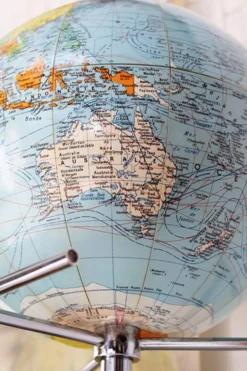 Globe terrestre Girard et Barrère