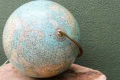 Globe terrestre JRO Verlag, Munchen