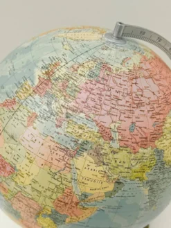 Globe terrestre lumineux de RÄTH en verre, bois et métal, Allemagne 1975