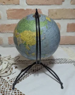 Globe Terrestre Lumineux en verre Girard et Barrère années 60 - 1/8000