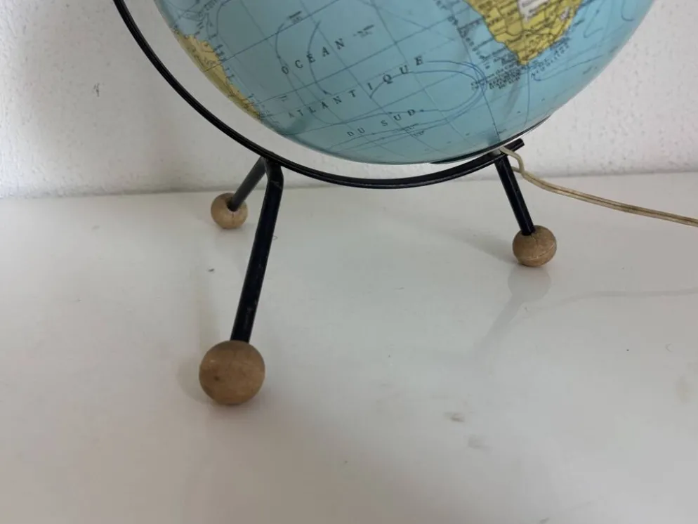 Globe terrestre, mappemonde tripode en verre Taride, 1962