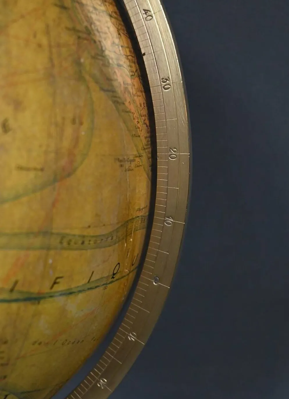 Globe terrestre signé J.Forest – Fin XIXe
